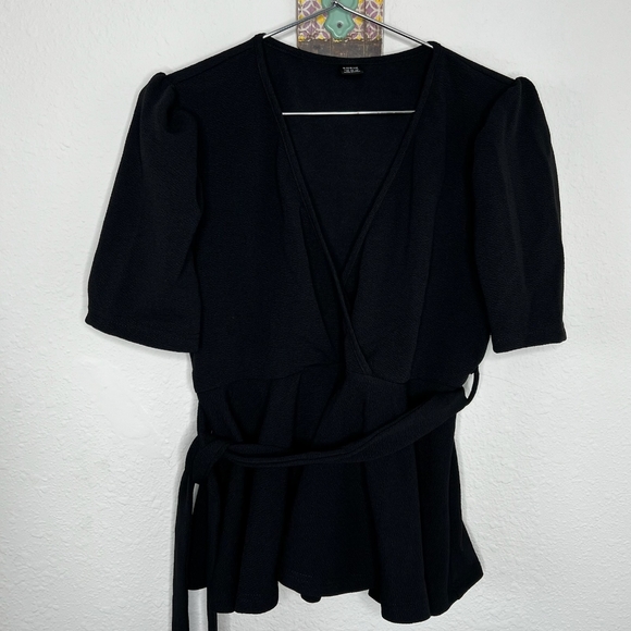 Black Peplum top - Picture 4 of 8
